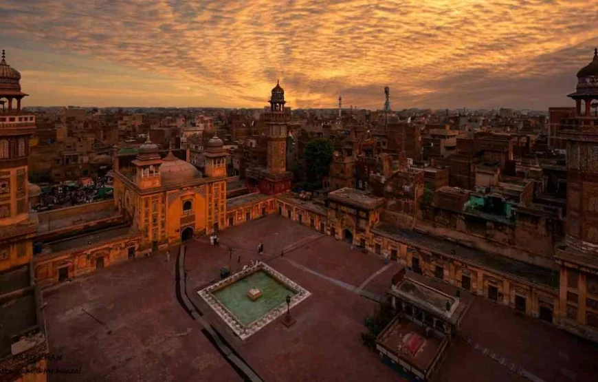 Pakistan Odyssey: The Complete 20-Day Expedition