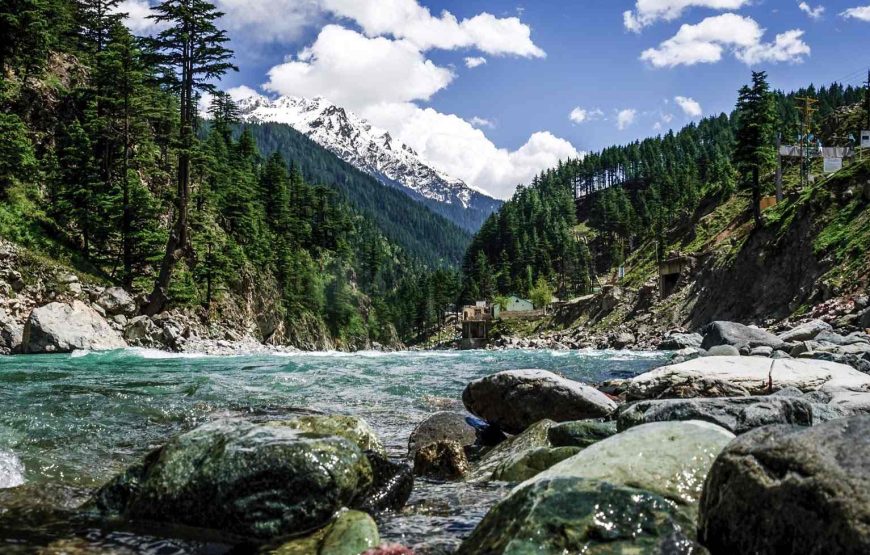 Complete Northern Pakistan Explorer – Hunza, Kalash & Karakoram Adventure