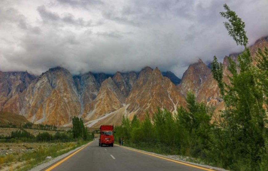 Trip To Hunza From Karachi By Air (5 Days)