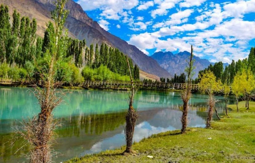 Complete Northern Pakistan Explorer – Hunza, Kalash & Karakoram Adventure