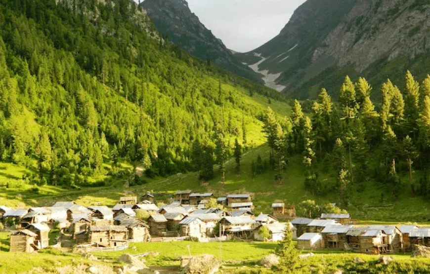 Complete Northern Pakistan Explorer – Hunza, Kalash & Karakoram Adventure