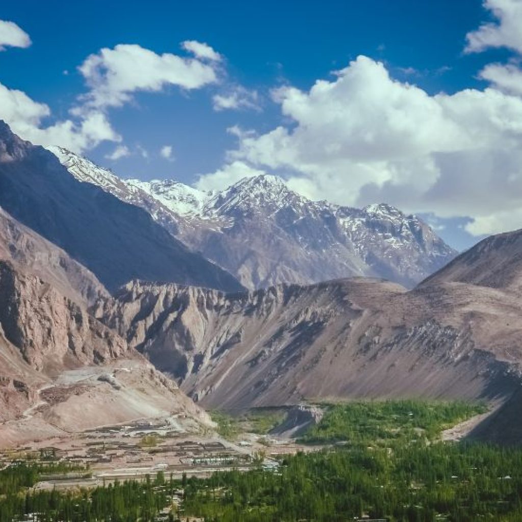 Skardu tour packages - Airial view