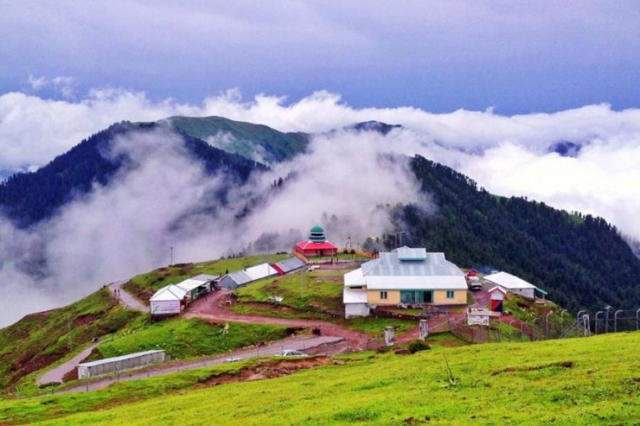 panoramic view of the Himalayan ranges from pir chinasi
