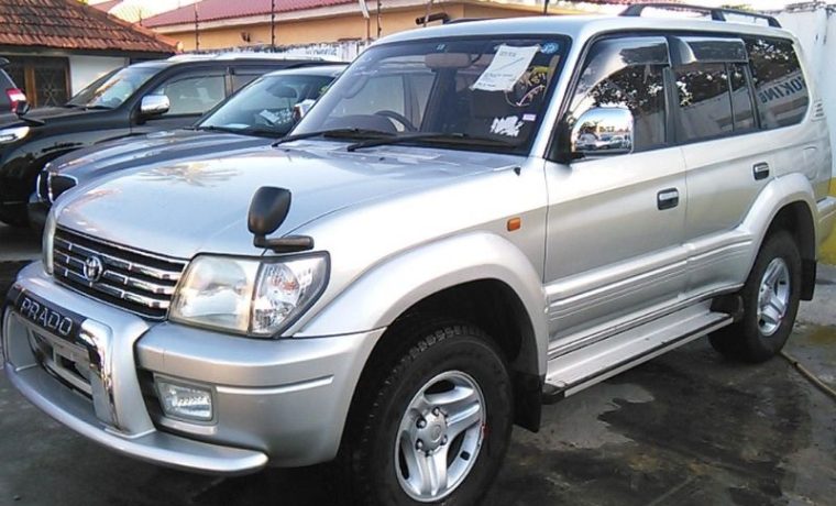 Land cruiser prado down model 2000