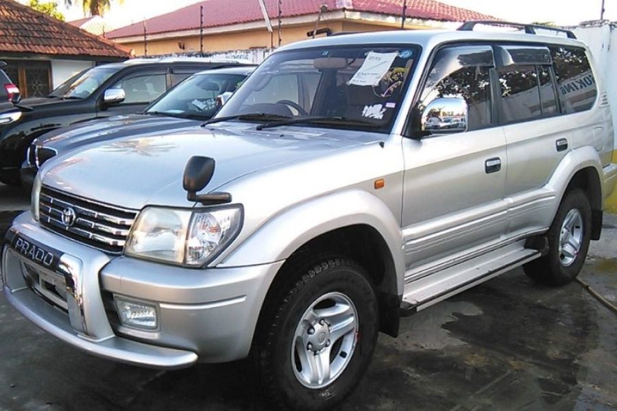 Land cruiser prado down model 2000