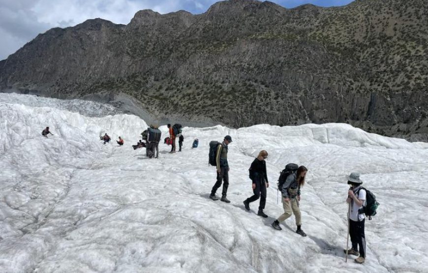 Adventure Pakistan – Hunza, Skardu, Rakaposhi and Patundas Trek