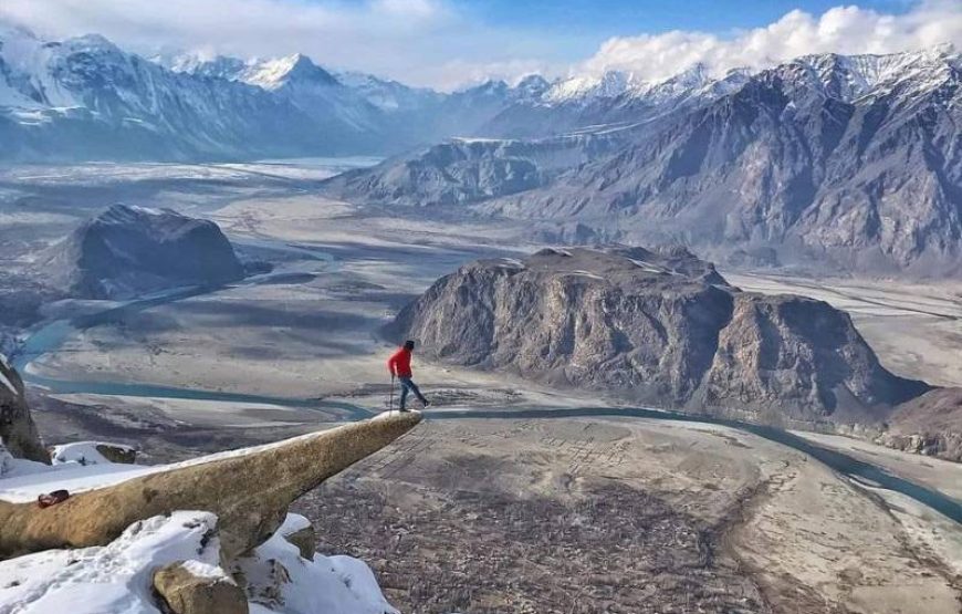 Adventure Pakistan – Hunza, Skardu, Rakaposhi and Patundas Trek