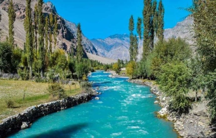 Complete Northern Pakistan Explorer – Hunza, Kalash & Karakoram Adventure
