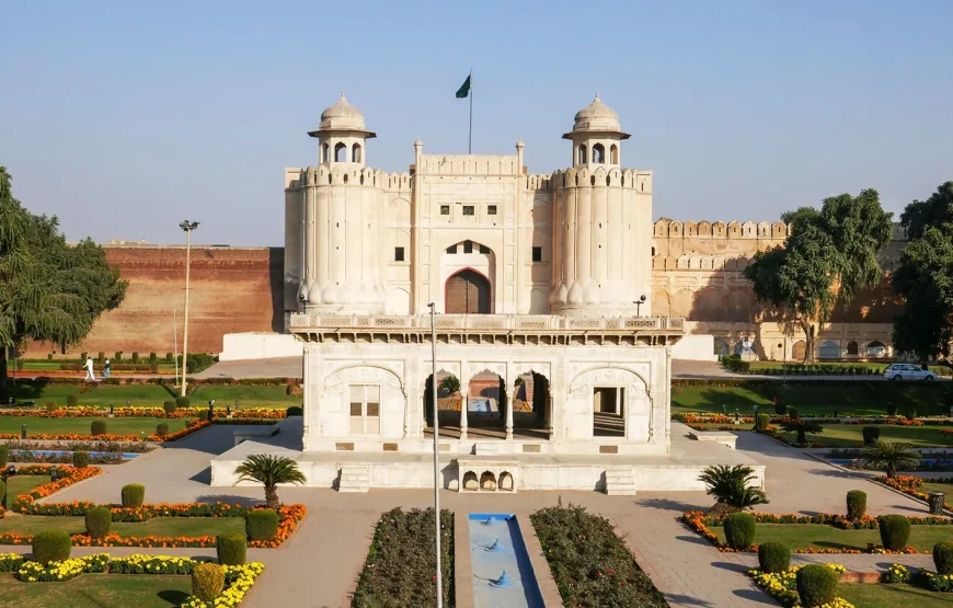 One Day Guided Tour To Lahore