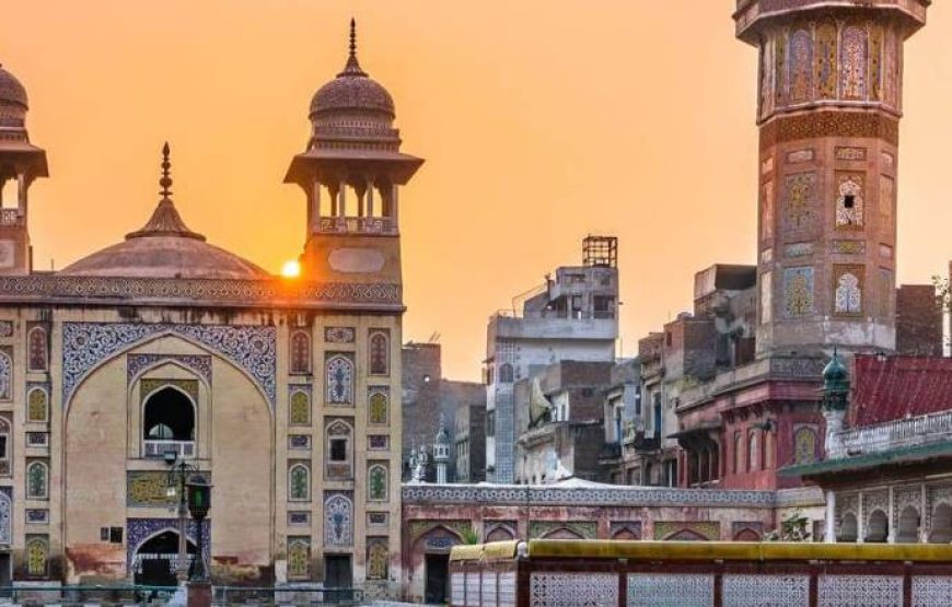 One Day Guided Tour To Lahore